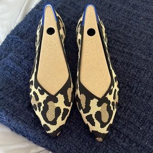 Rothy’s The Point in Desert Cat- size 9.5